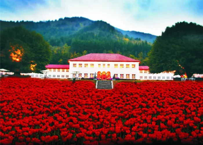 The Lalit Grand Palace Srinagar